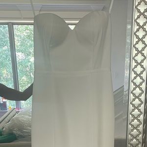 Beautiful, near new, LUXE strapless white gown. Dress Size 10.